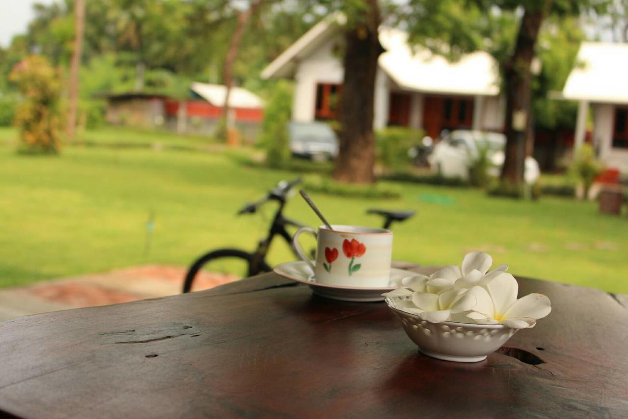 Bansuansiriwat Hotel Ban Tak Exterior photo
